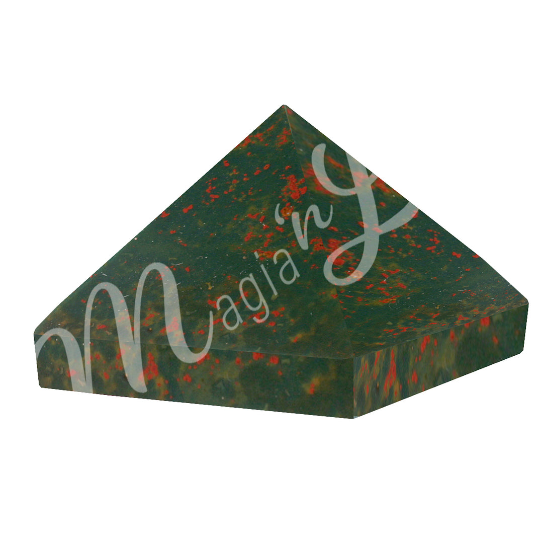 A four side pyramid made of Bloodstone.