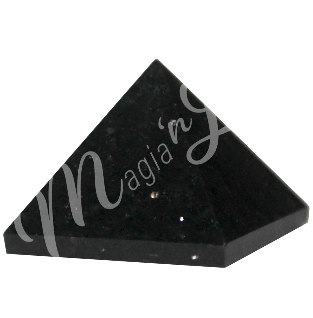 A four side pyramid made of Coppernite.