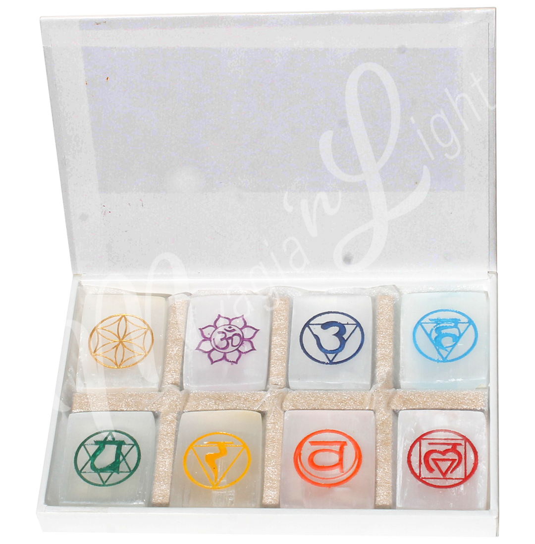 Charger Plaques Selenite w Chakra