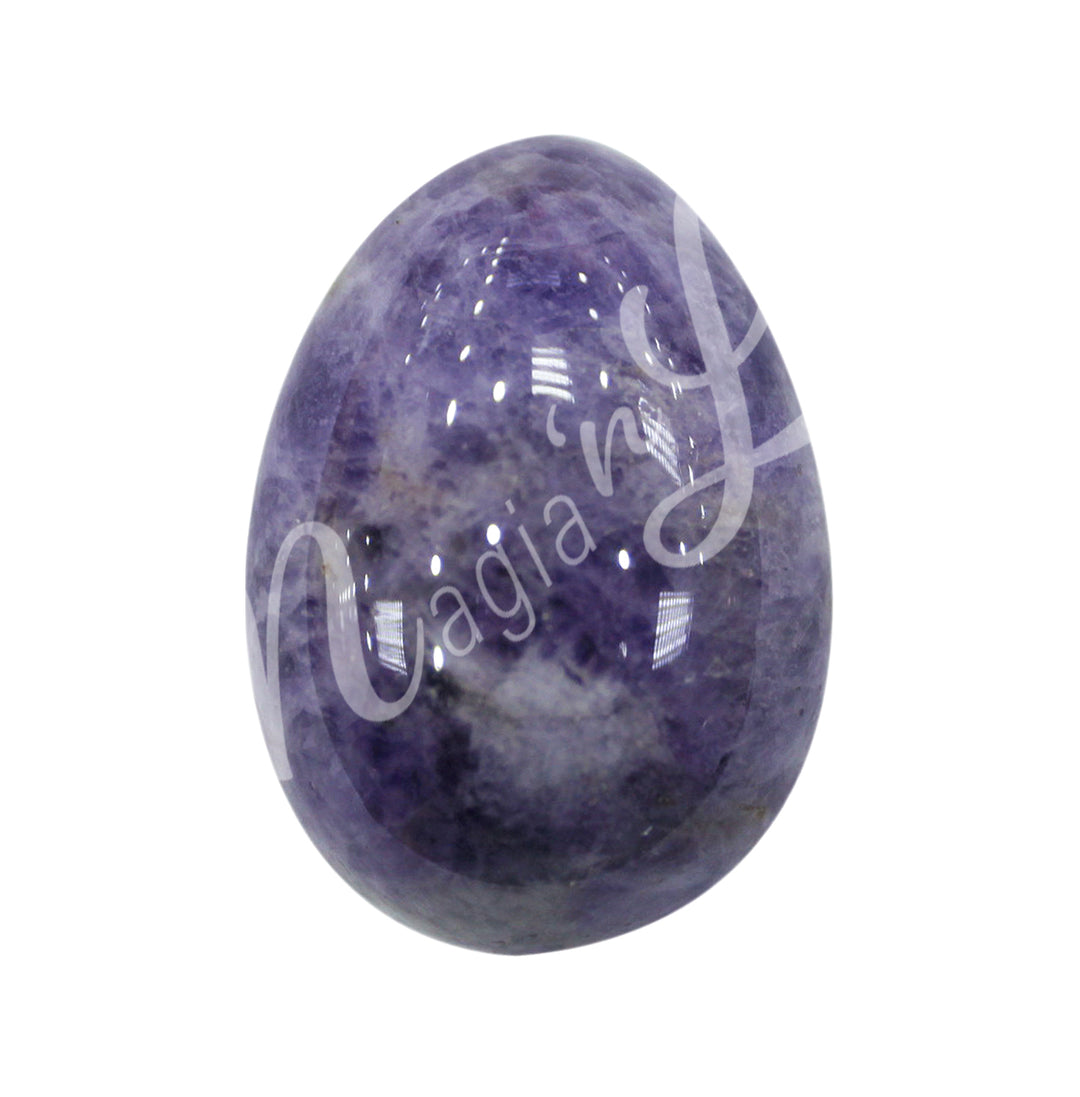Egg-shaped piece made of Amethyst.