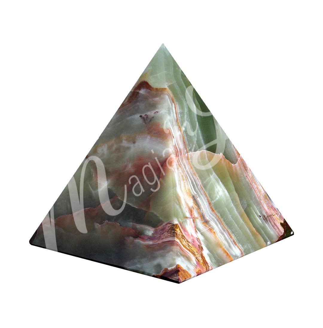 A four side pyramid made of Green Onyx.