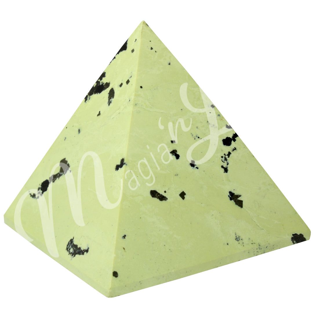 A four side pyramid made of Serpentine.
