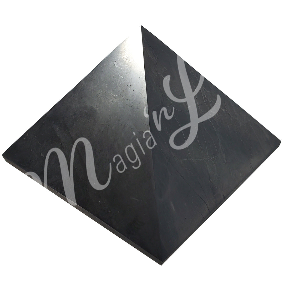 A four side pyramid made of Shungite.