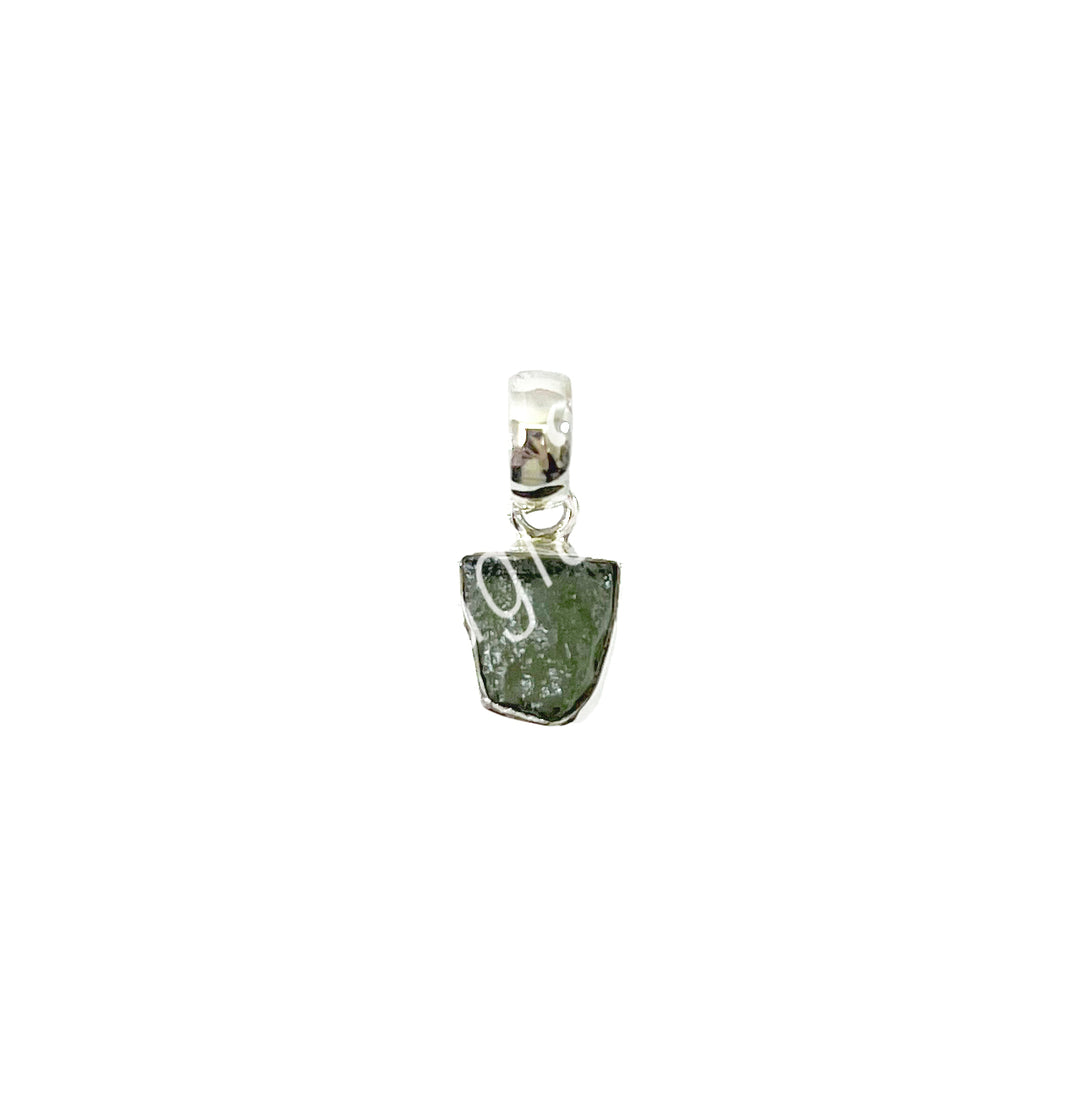 Colgante de Plata Esterlina con Moldavita 17mm