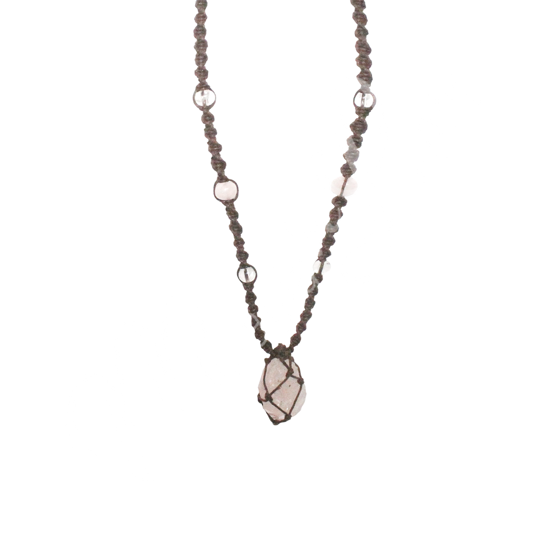 Collar de Cordón Trenzado en Red con Cuarzo Rosa Amor Universal 14-30"