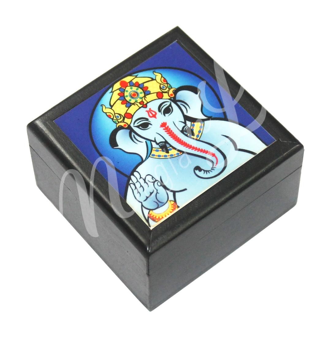 Caja de Madera con Impresión de Ganesha 2″