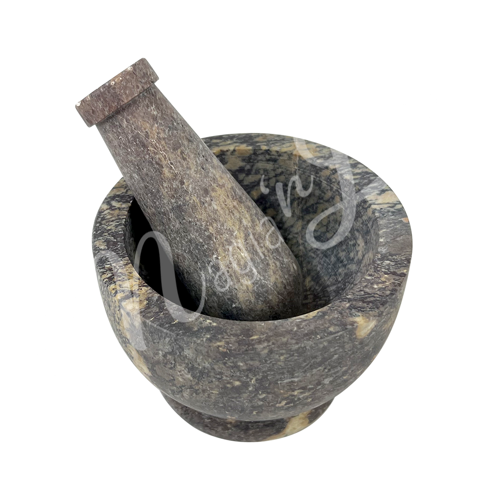 Natural soapstone mortar and pestle set. Seen with an other angle.