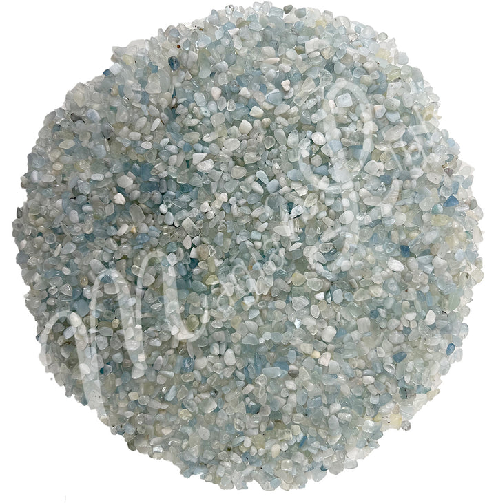 A spread of Aquamarine chips.